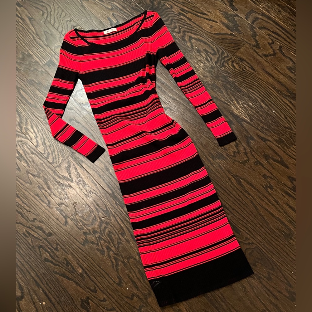 NWOT SZ-M MIDI-DRESS RED & BLACK STRIPE LONG-SLEEVE